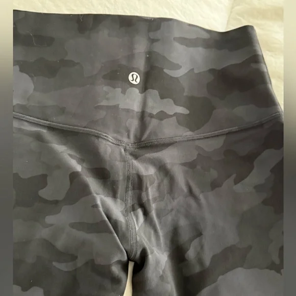 NWT Lululemon 🍋 Peloton Align Camo Leggings-Sz 6 - Picture 3 of 7